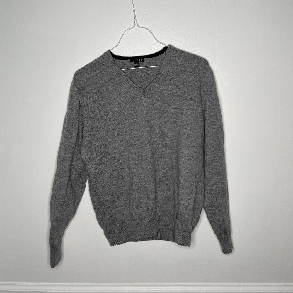 oobe brand Merino Wool grey pull over sweater